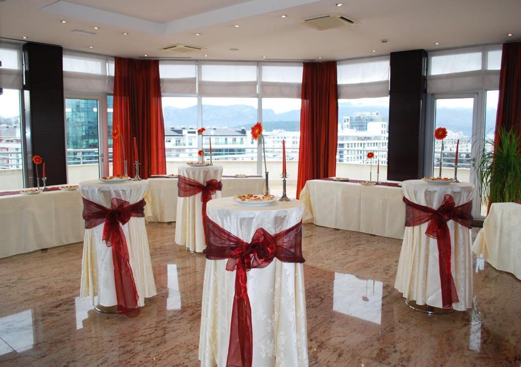 Aparthotel Premier Podgorica Restauracja zdjęcie